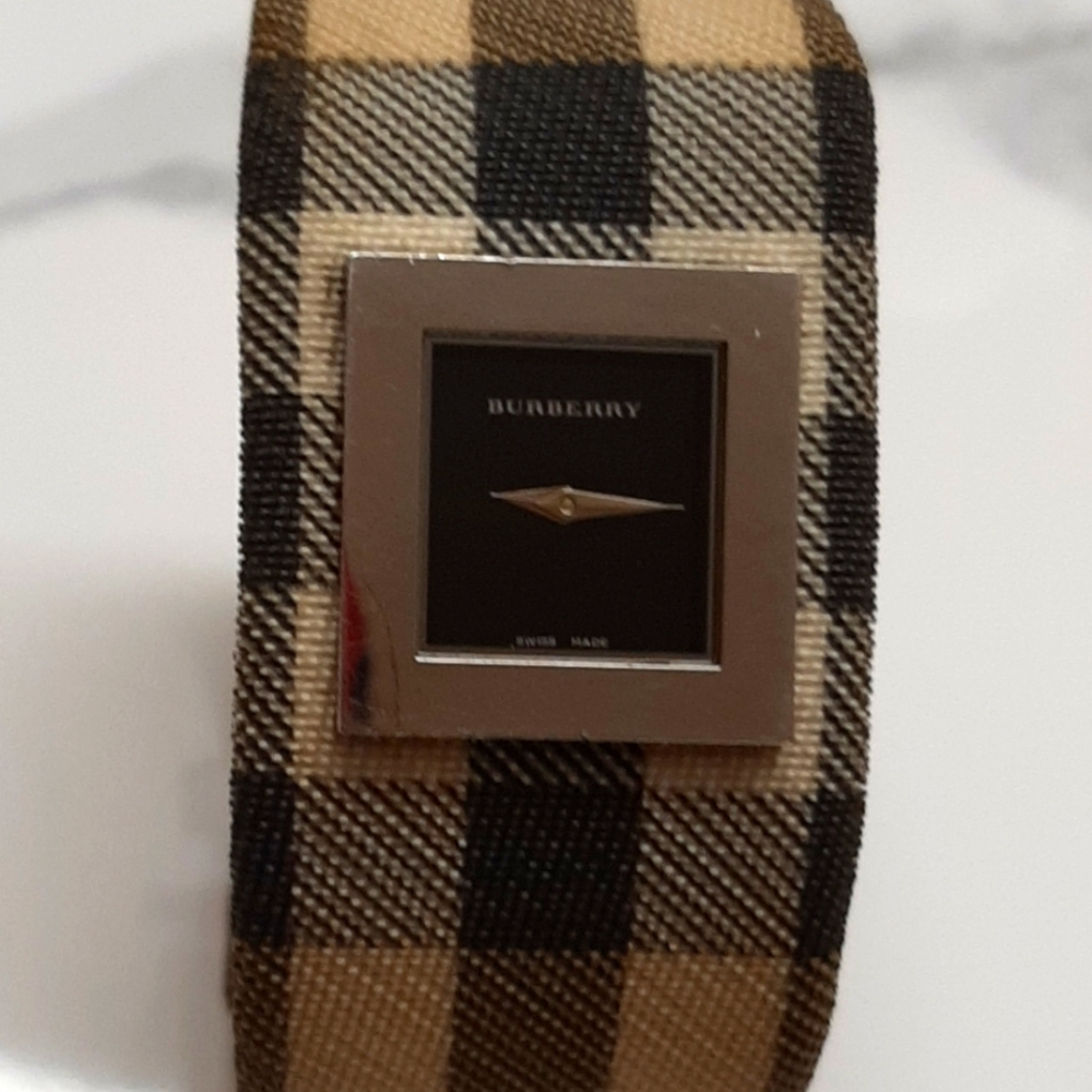 Vintage Burberry Square Nova Canva Women's Watch BU4001 Swiss